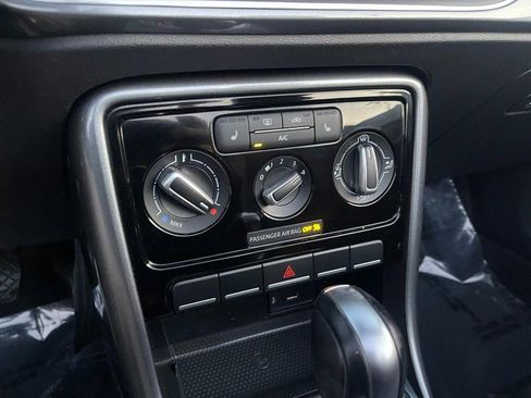 Used 2019 Volkswagen Beetle 2.0T S image 18