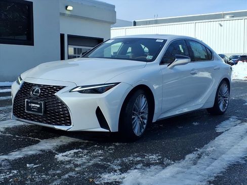 Certified 2023 Lexus IS 300 AWD w/ Premium Package image 5