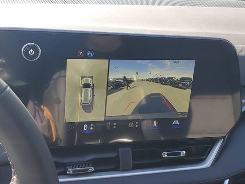 New 2026 Chevrolet Equinox LT image 25