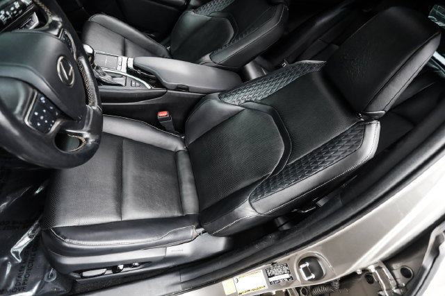 Used 2020 Lexus UX 250h w/ Premium Package AWD/4WD image 66