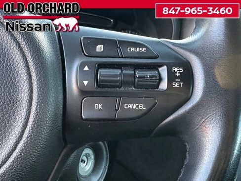 Used 2016 Kia Sorento LX w/ LX Convenience Package image 20