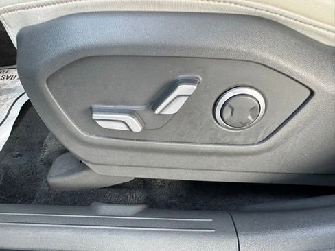 Used 2025 Hyundai Santa Fe SEL image 18