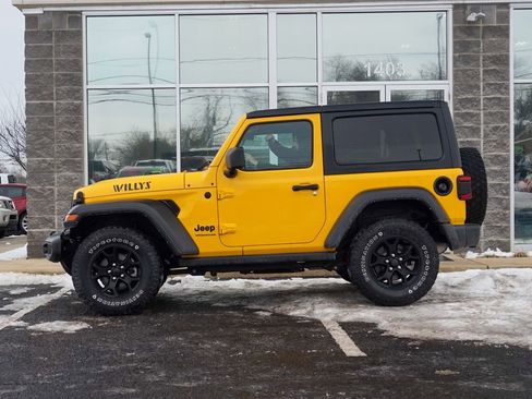 Used 2021 Jeep Wrangler Sport AWD/4WD image 5