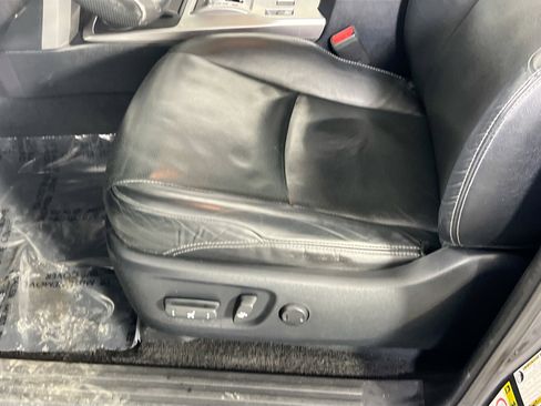 Used 2016 Toyota 4Runner Limited image 18