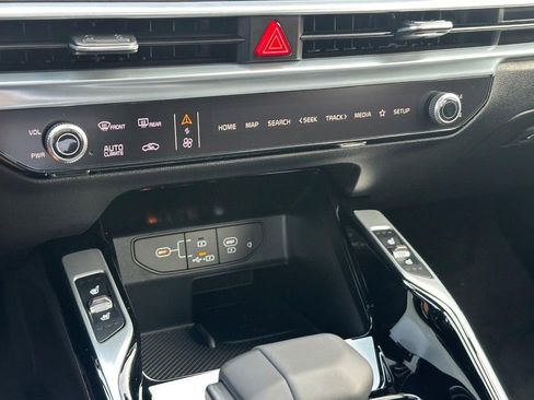 New 2026 Kia Sorento SX image 18