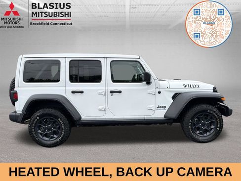 Used 2023 Jeep Wrangler Unlimited w/ Sun & Screen Package AWD/4WD image 9