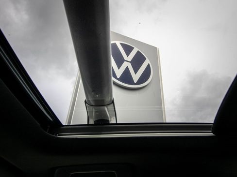 Used 2019 Lexus UX 200 F Sport image 39