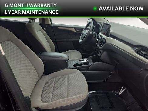 Used 2022 Ford Escape SE image 15