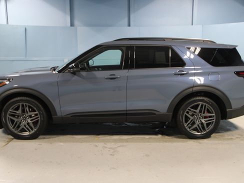 New 2026 Ford Explorer ST w/ Sun And Sound Package image 26