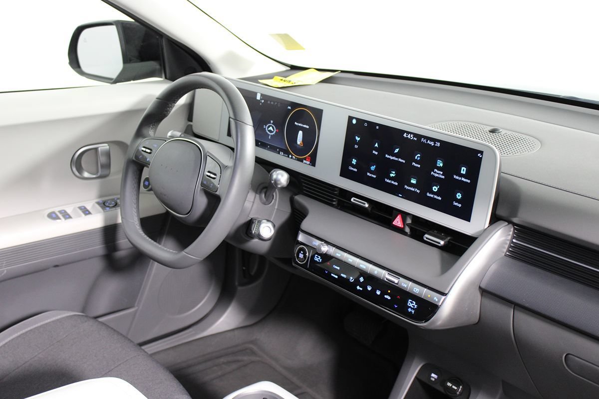 Used 2024 Hyundai Ioniq 5 SE RWD image 19