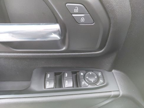 Used 2024 Chevrolet Silverado 2500 Custom w/ Custom Convenience Package AWD/4WD image 18