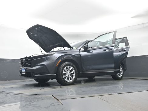 Certified 2023 Honda CR-V LX image 41