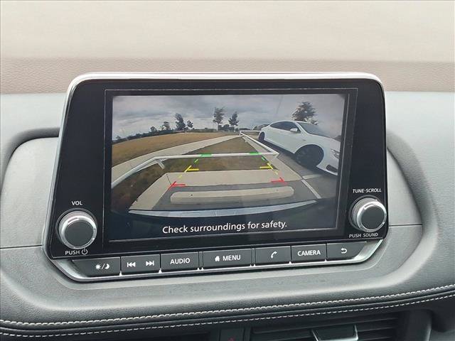 Used 2023 Nissan Rogue SV AWD/4WD image 11