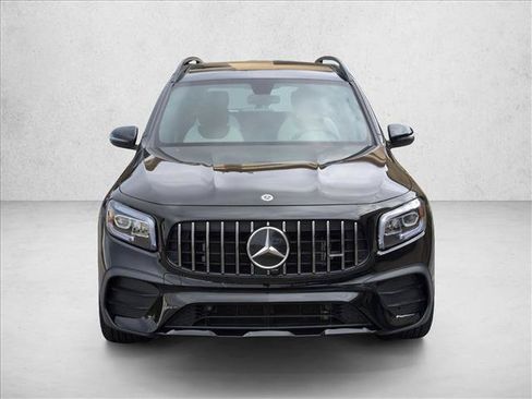 Certified 2022 Mercedes-Benz GLB 35 AMG 4MATIC image 2
