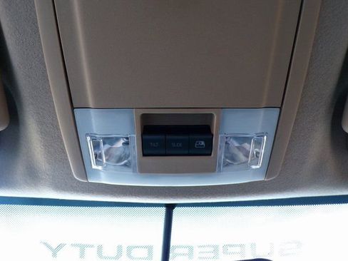 Used 2015 Ford F350 Lariat image 36