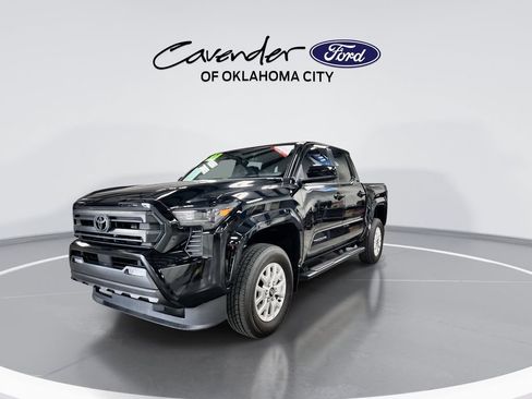 Used 2024 Toyota Tacoma SR5 RWD image 4