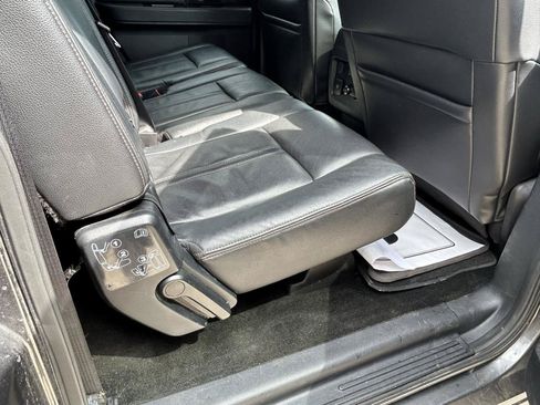 Used 2017 Lincoln Navigator L Reserve AWD/4WD image 11