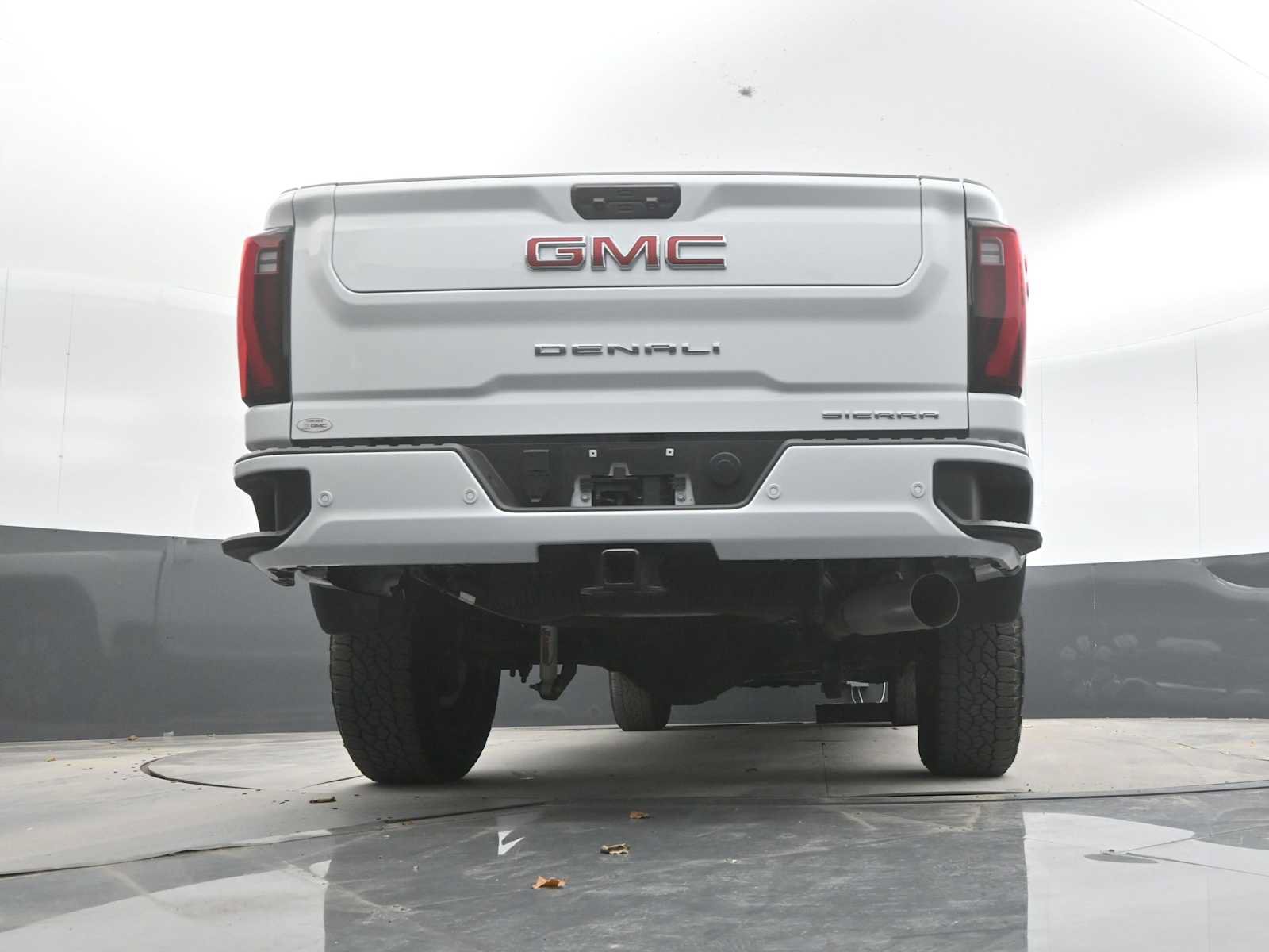 Used 2024 GMC Sierra 2500 Denali w/ Denali Reserve Package AWD/4WD image 30