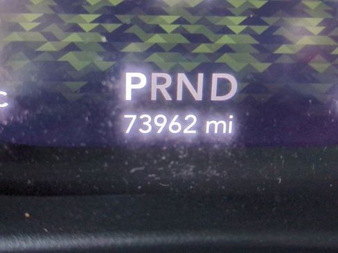 Used 2018 Jeep Wrangler Unlimited Rubicon w/ Cold Weather Group image 26