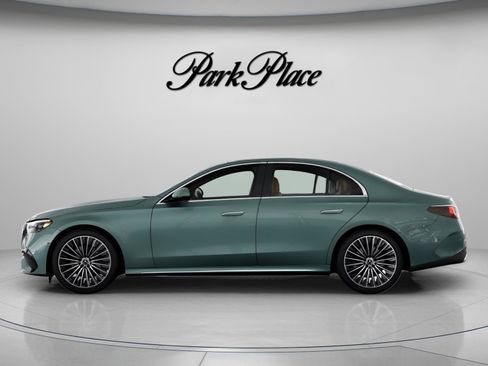 Used 2026 Mercedes-Benz E 350 Sedan image 7
