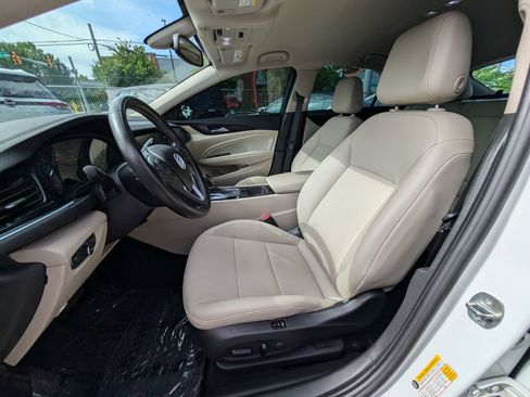 Used 2019 Buick Regal Essence w/ Driver Confidence Package I FWD image 15