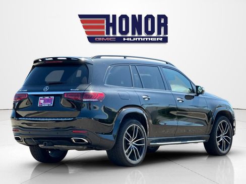 Used 2021 Mercedes-Benz GLS 580 4MATIC image 4