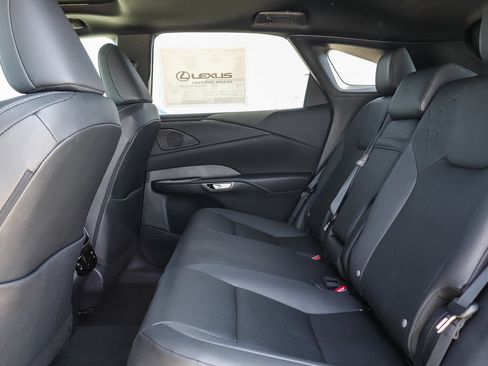 Used 2026 Lexus RX 350h w/ Convenience Package AWD/4WD image 19