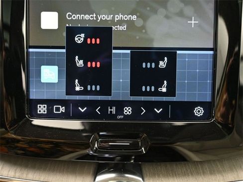 Used 2023 Volvo XC60 B5 Ultimate w/ Climate Package image 23