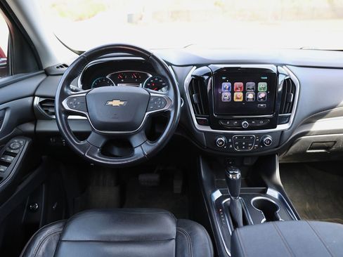 Used 2019 Chevrolet Traverse RS w/ LPO, Floor Liner Package AWD/4WD image 17