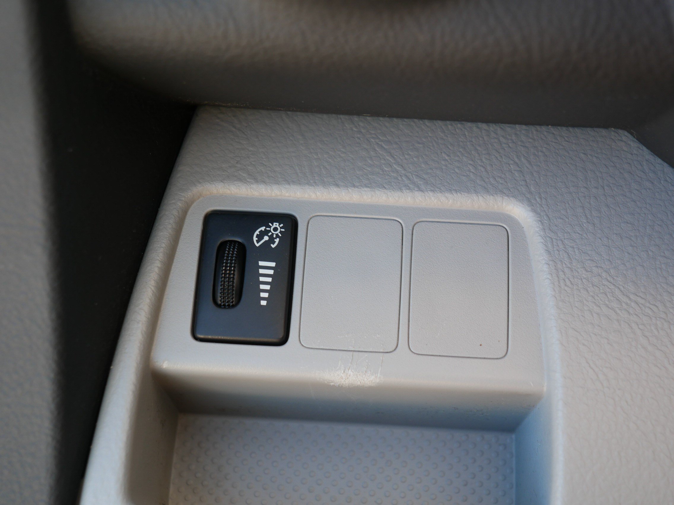 Used 2011 Toyota RAV4 Limited w/ Limited Extra Value Pkg AWD/4WD image 26