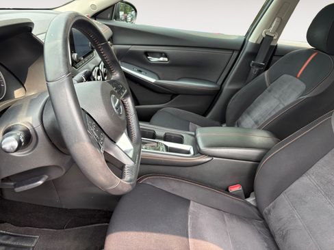 Used 2020 Nissan Sentra SR w/ Electronics Package FWD image 9