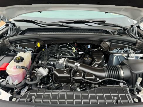 Used 2025 Jeep Grand Cherokee L Laredo w/ Luxury Tech Group I image 36