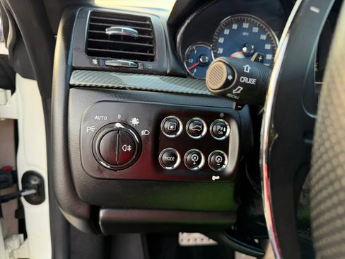 Used 2013 Maserati GranTurismo Sport RWD image 31