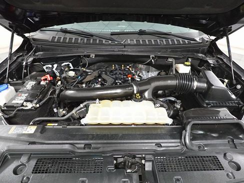 Used 2022 Ford Expedition XLT image 31