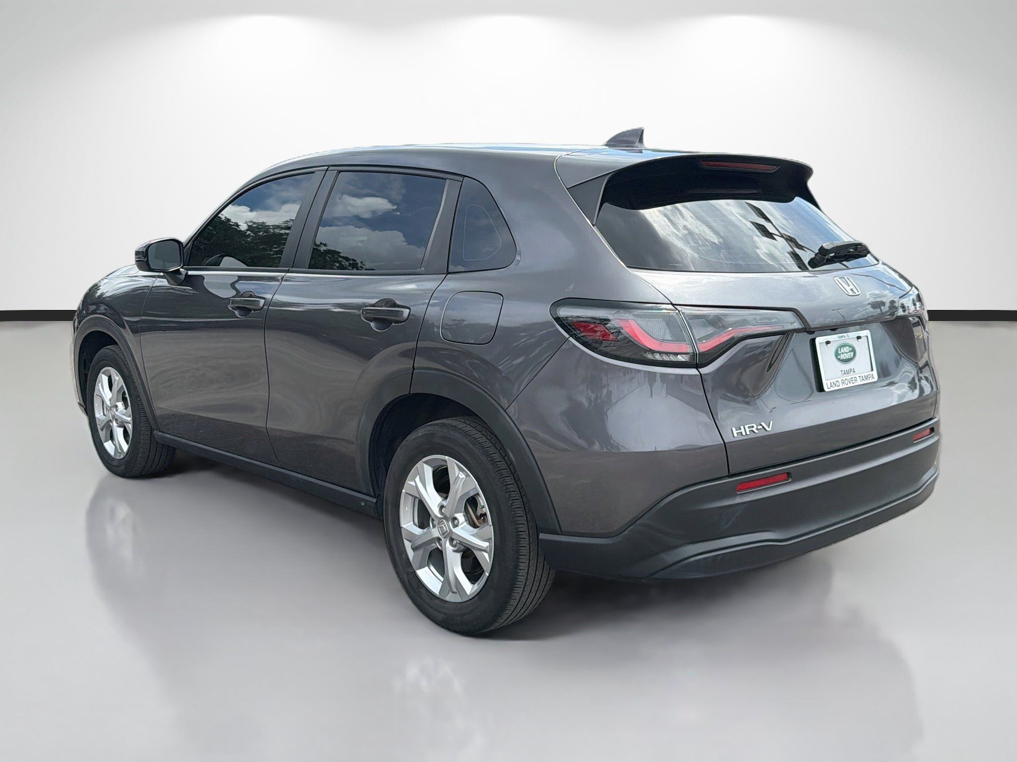 Used 2024 Honda HR-V LX image 3