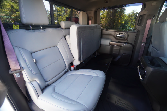 Used 2022 GMC Sierra 1500 SLT w/ SLT Premium Plus Package AWD/4WD image 31