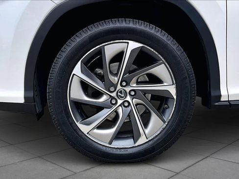 Used 2018 Lexus RX 350L Luxury image 9