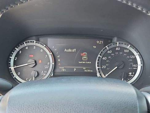 Used 2023 Toyota Highlander LE image 31