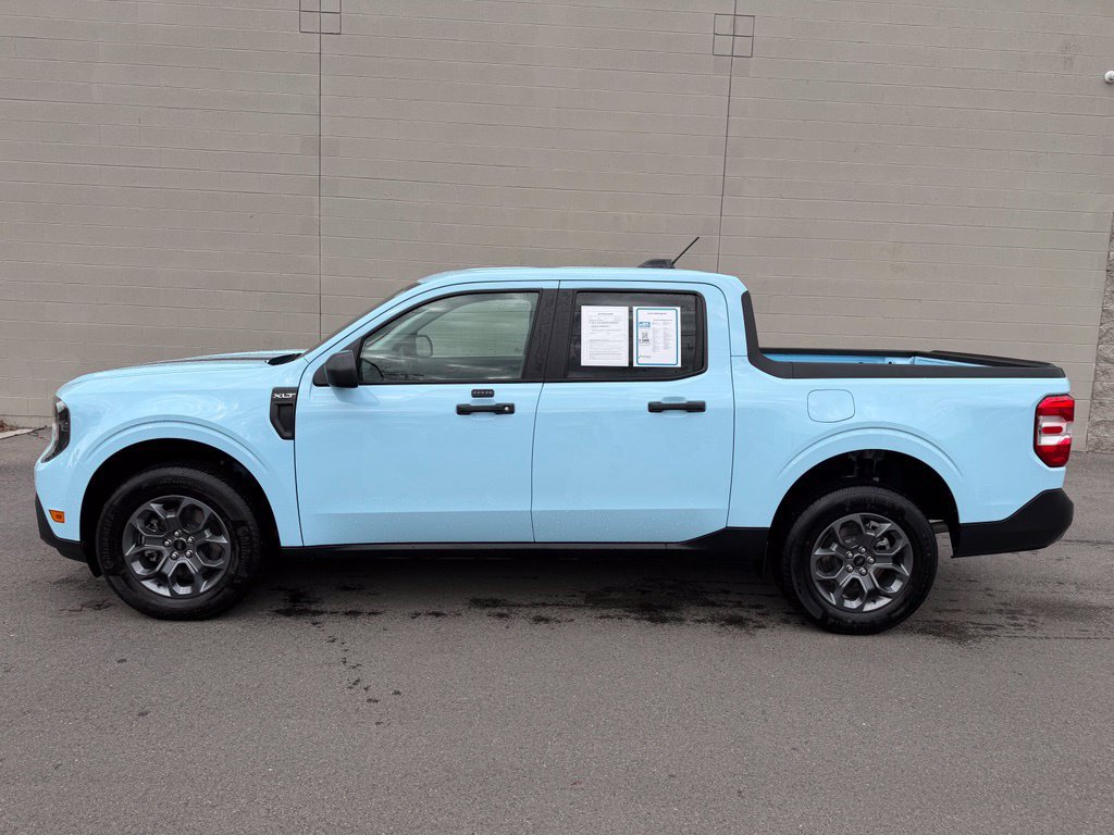 Used 2026 Ford Maverick XLT w/ Equipment Group 301A AWD/4WD image 2