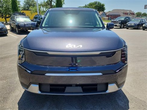 New 2026 Kia EV9 Light image 9