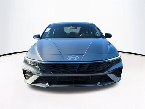 New 2026 Hyundai Elantra Sport image 3
