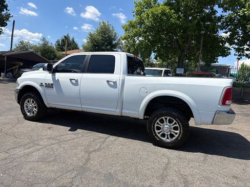 Used 2018 RAM 2500 Laramie AWD/4WD image 12