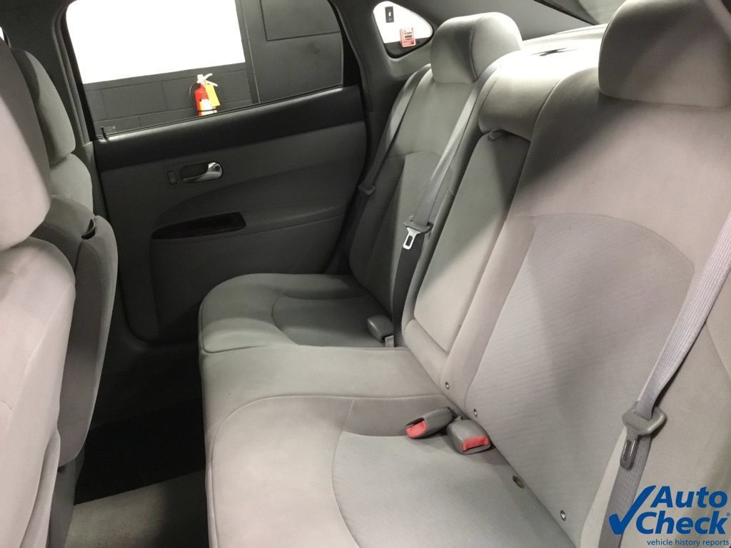 Used 2007 Buick LaCrosse CX FWD image 28