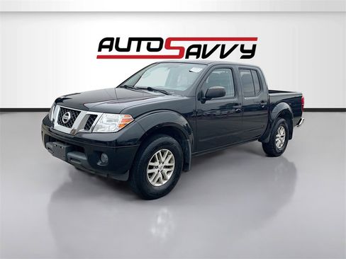 Used 2019 Nissan Frontier SV image 3