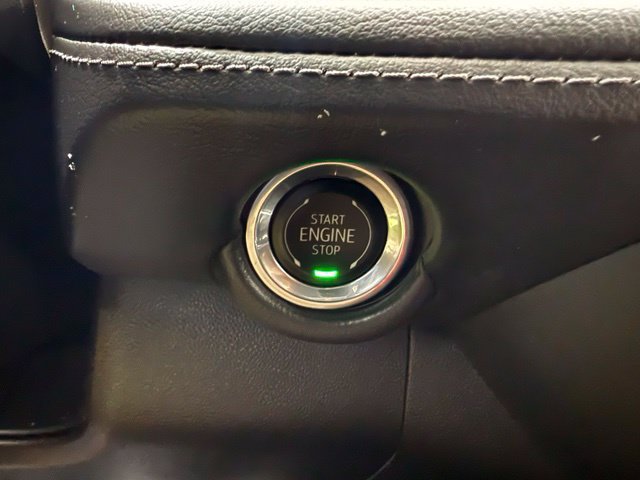 Used 2025 Chevrolet Suburban Z71 AWD/4WD image 46