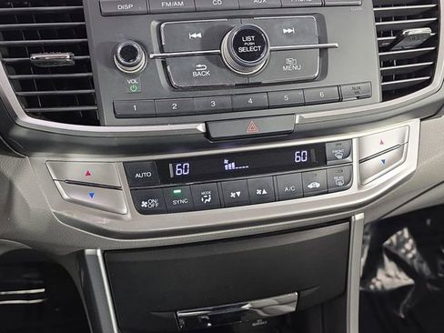 Used 2013 Honda Accord LX image 23