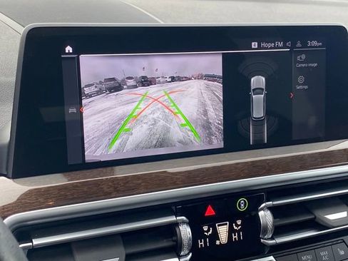 Used 2023 BMW X3 xDrive30i AWD/4WD image 10