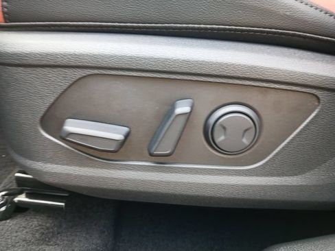 New 2026 Kia Sportage SX FWD image 16