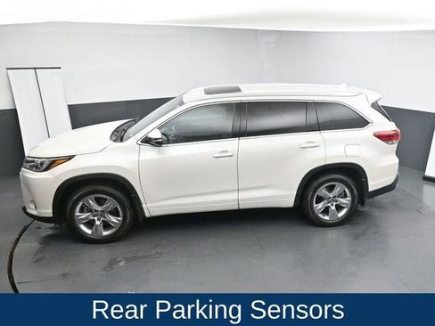 Used 2019 Toyota Highlander Limited image 24
