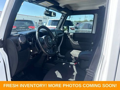 Used 2017 Jeep Wrangler Unlimited Sport w/ Quick Order Package 24S AWD/4WD image 8